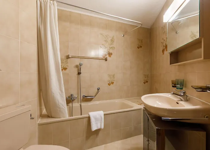 Apartment Residenza Chesa Margun 67-1 By Interhome